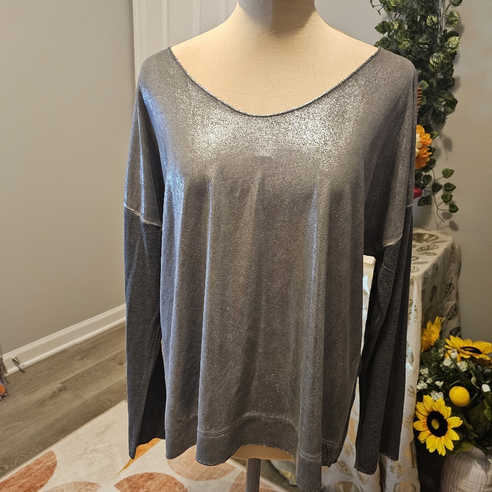 Tempo Paris Oversized Shimmering Grey Women's Top Sz M/L - Picture 2 of 13